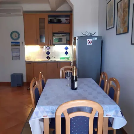 Apartman Beachfront In Novigrad-istrien 44244